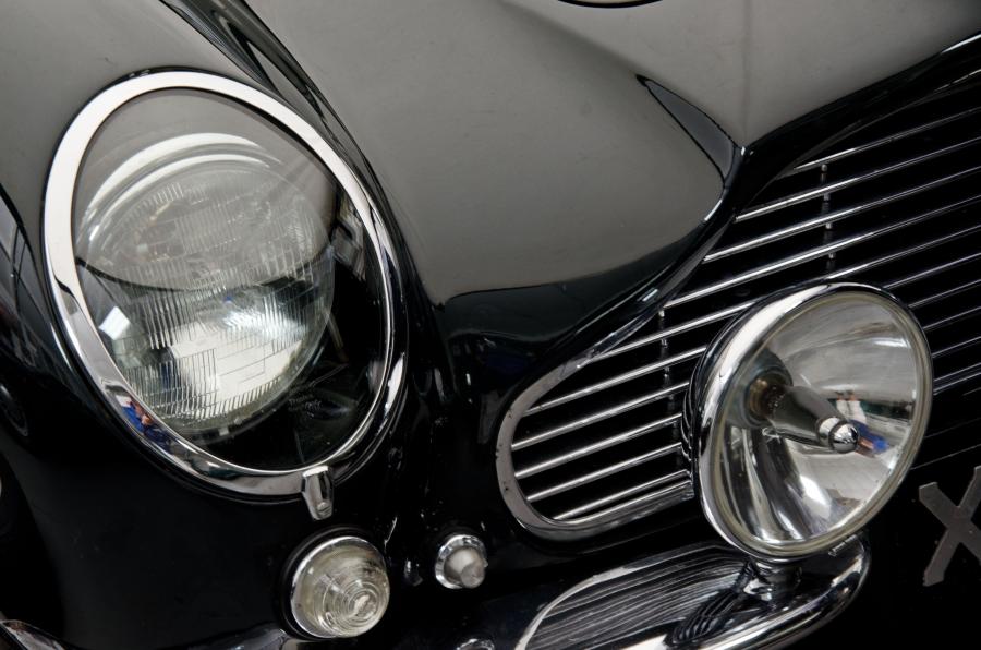 Детали экстерьера Aston Martin DB6 (3211/R) 1967 года  (фото 6 из 24)